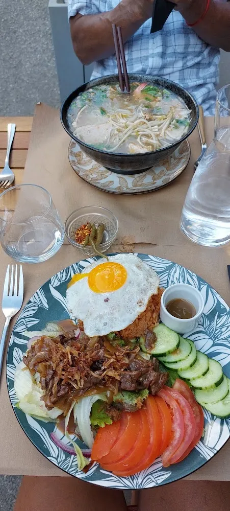 Soupe Phnom Penh Et Loc Lak